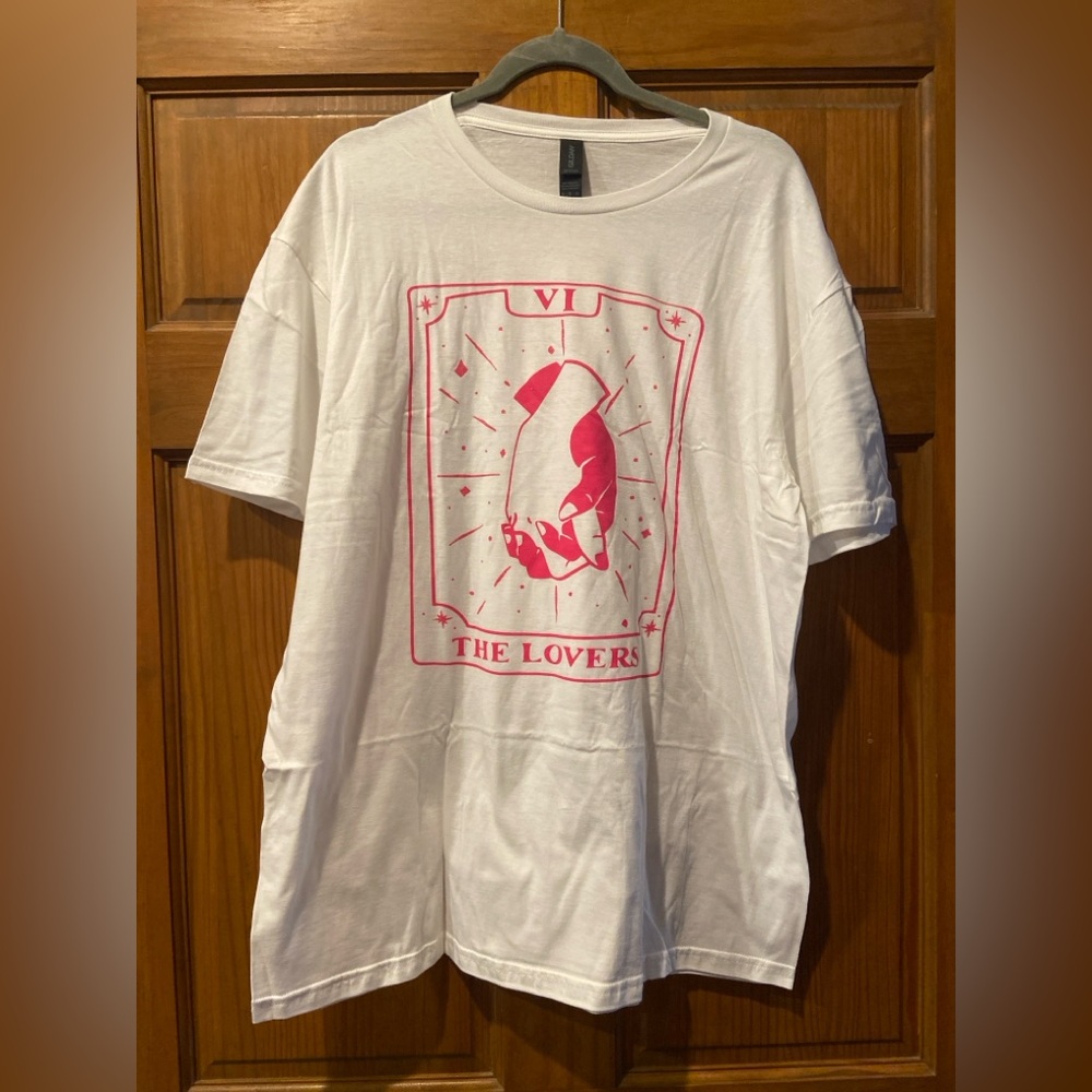 NWOT! Gildan Softstyle White lovers T-Shirt